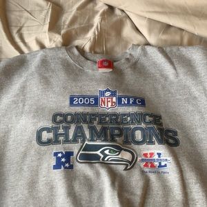 Men’s Seattle Seahawks sweatshirt